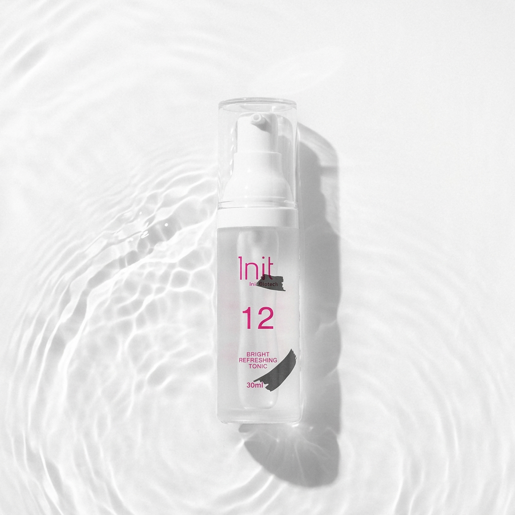 經典煥采青春露 — Init 因妳